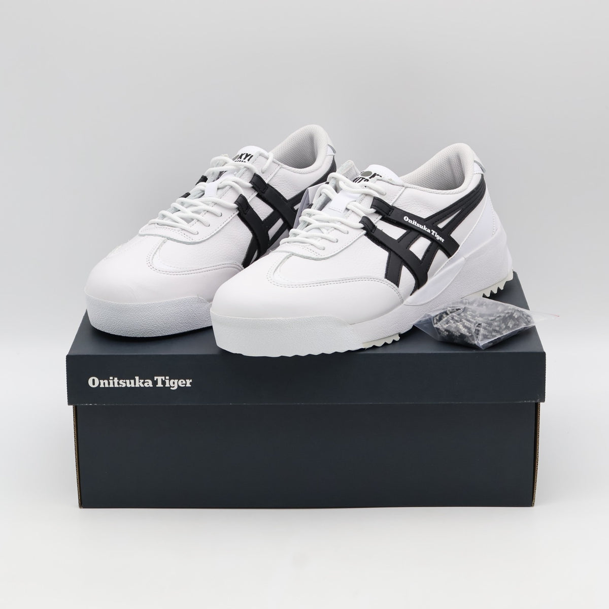 1183A559-109 Onitsuka Tiger DELEGATION EX WHITE BLACK (Men's)