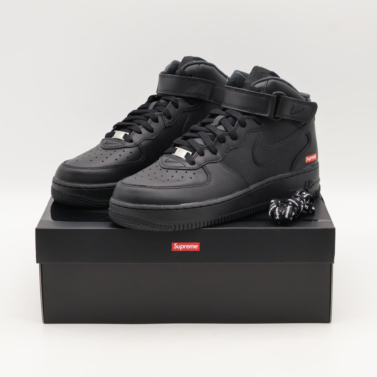 FZ8784-001 Supreme Nike Air Force 1 Mid Black FW24 (Men's)