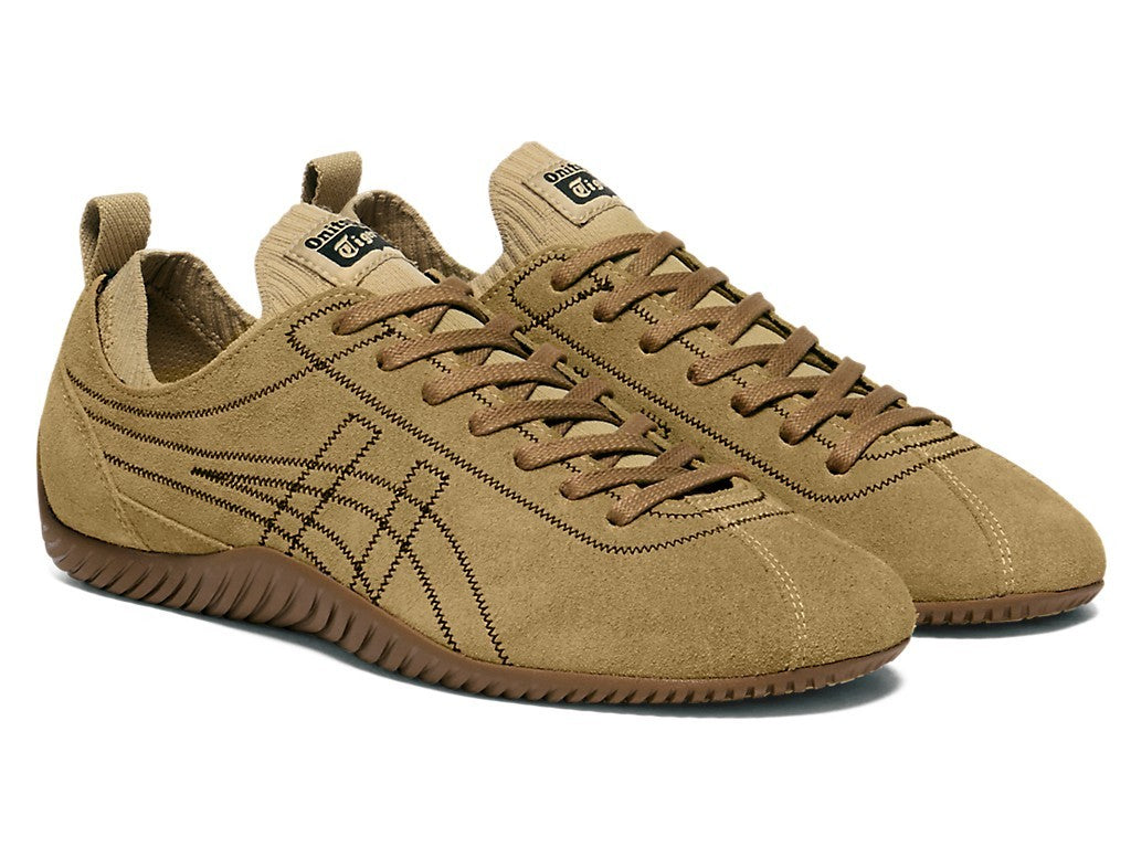 1183C489-250 Onitsuka Tiger Sclaw "Camel Beige/Black" (Men's)