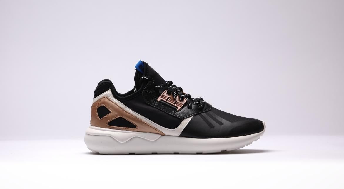 B35639 adidas Tubular Moc Runner "Black"