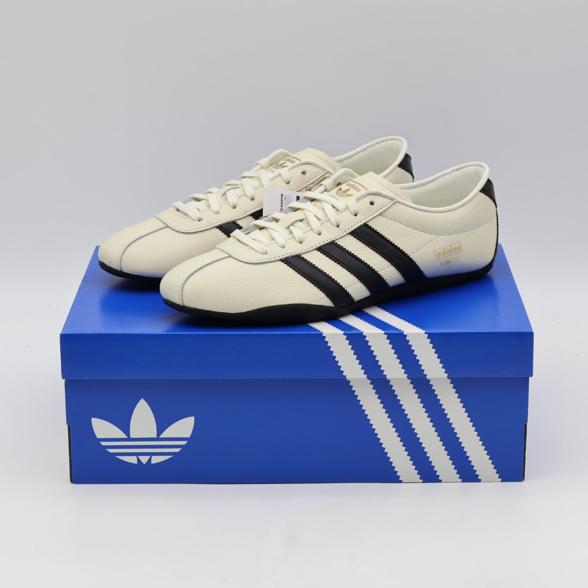 JQ0597 adidas Originals Tokyo Off White Core Black Gold Metallic (Women's)