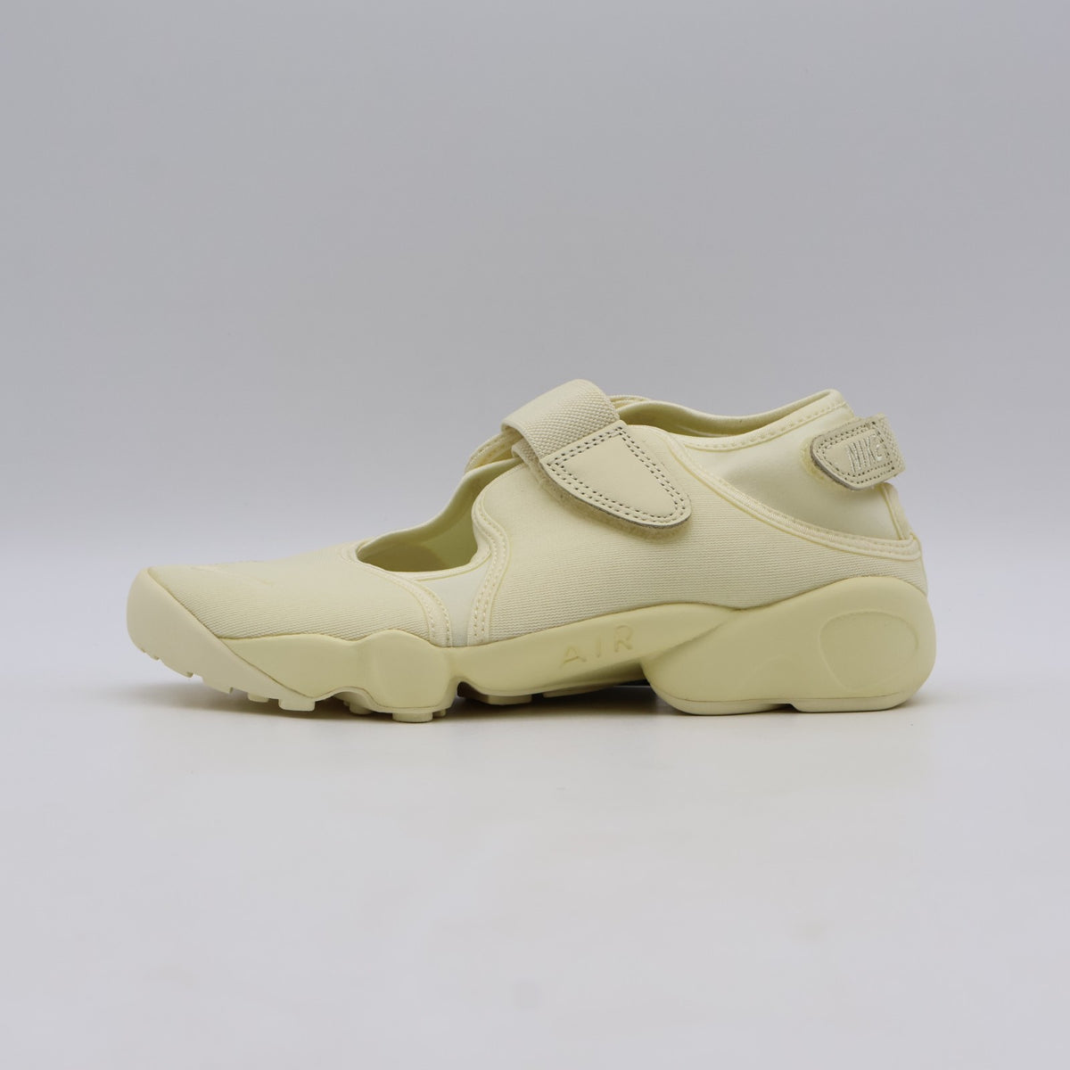 IV6058-700 Nike Air Rift Neo "Sunbleach" (Women's)