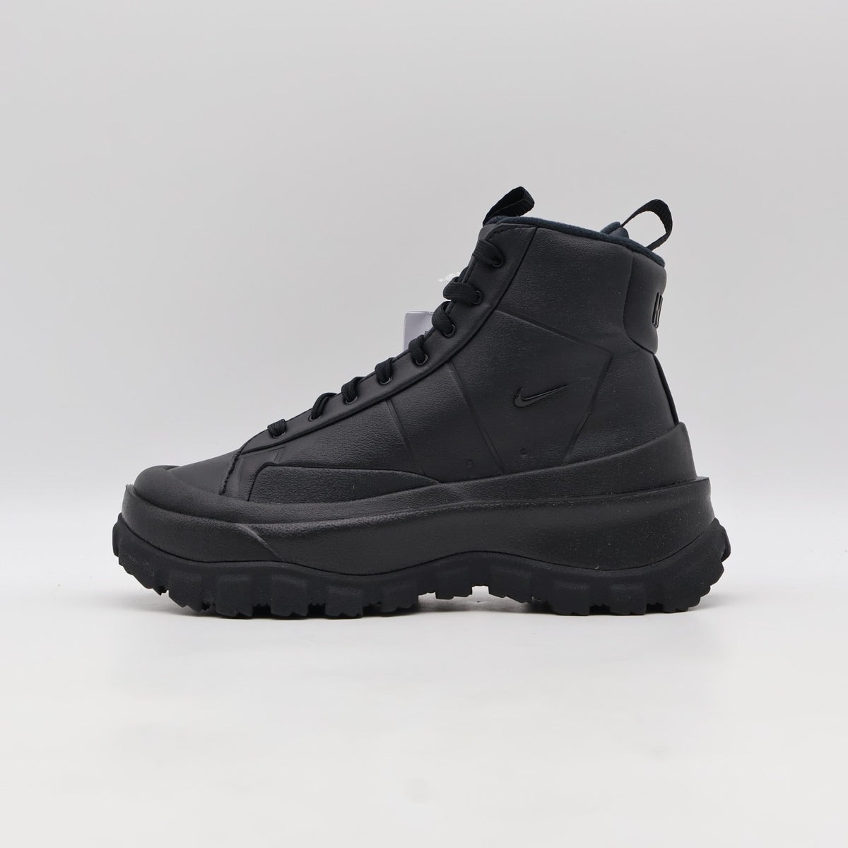 FQ9065-002 Nike Blazer Mid Roam Black University Red (Women's)