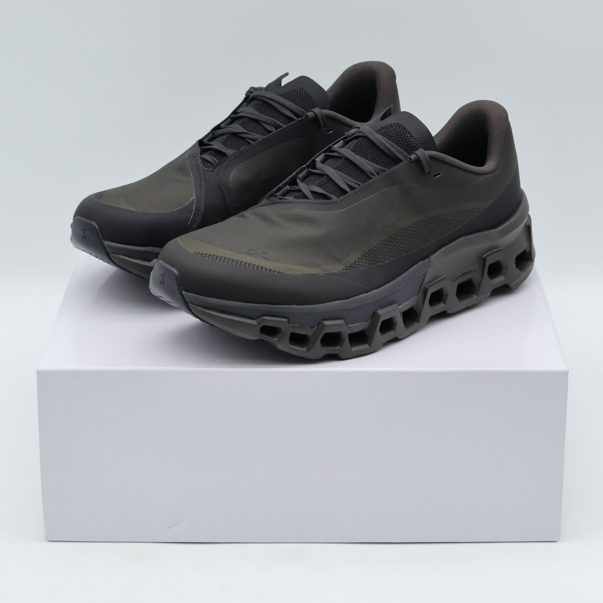 3ME10333940 POST ARCHIVE FACTION On Cloudmonster 2 PAF Thorn Brown (Men's)