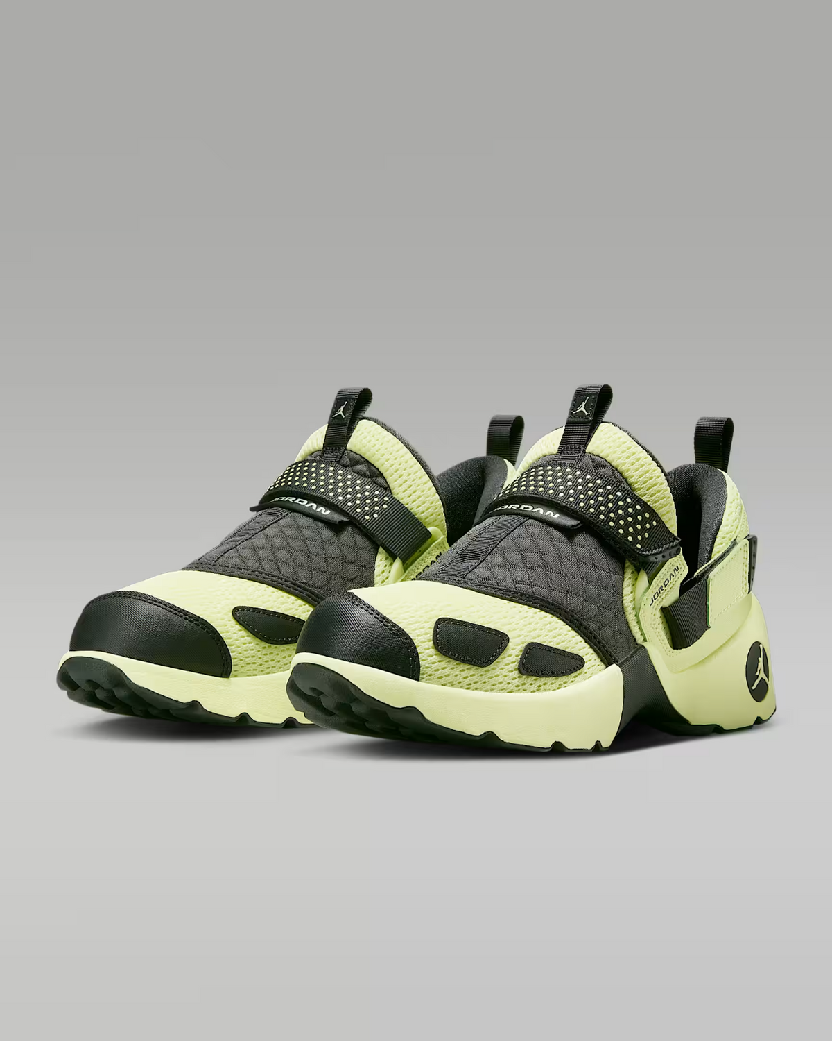 HQ2164-302 Nike Jordan Trunner LX Luminous Green (Women's)