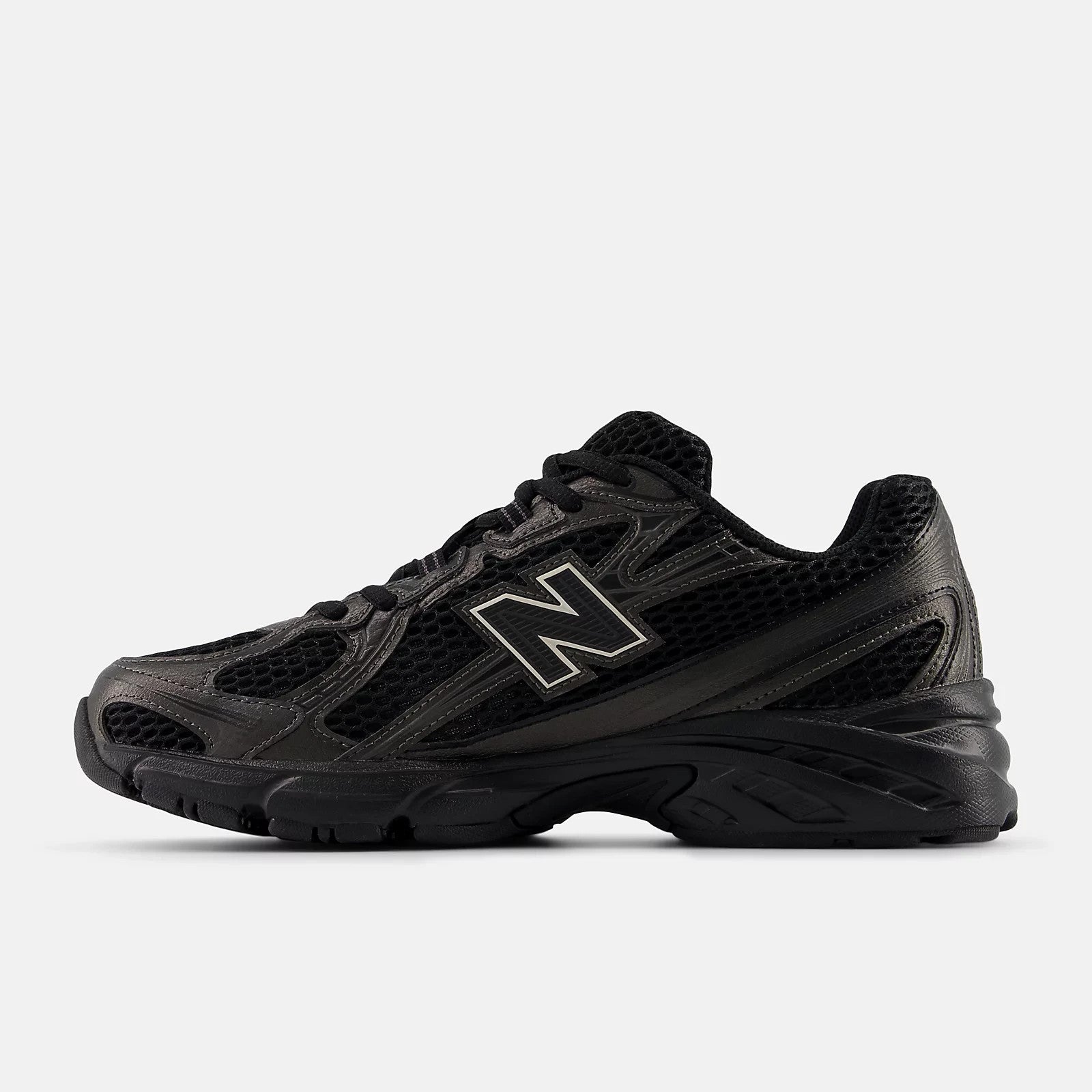 U740BR2 New Balance 740 Black Bisque Black Metallic (Men's)