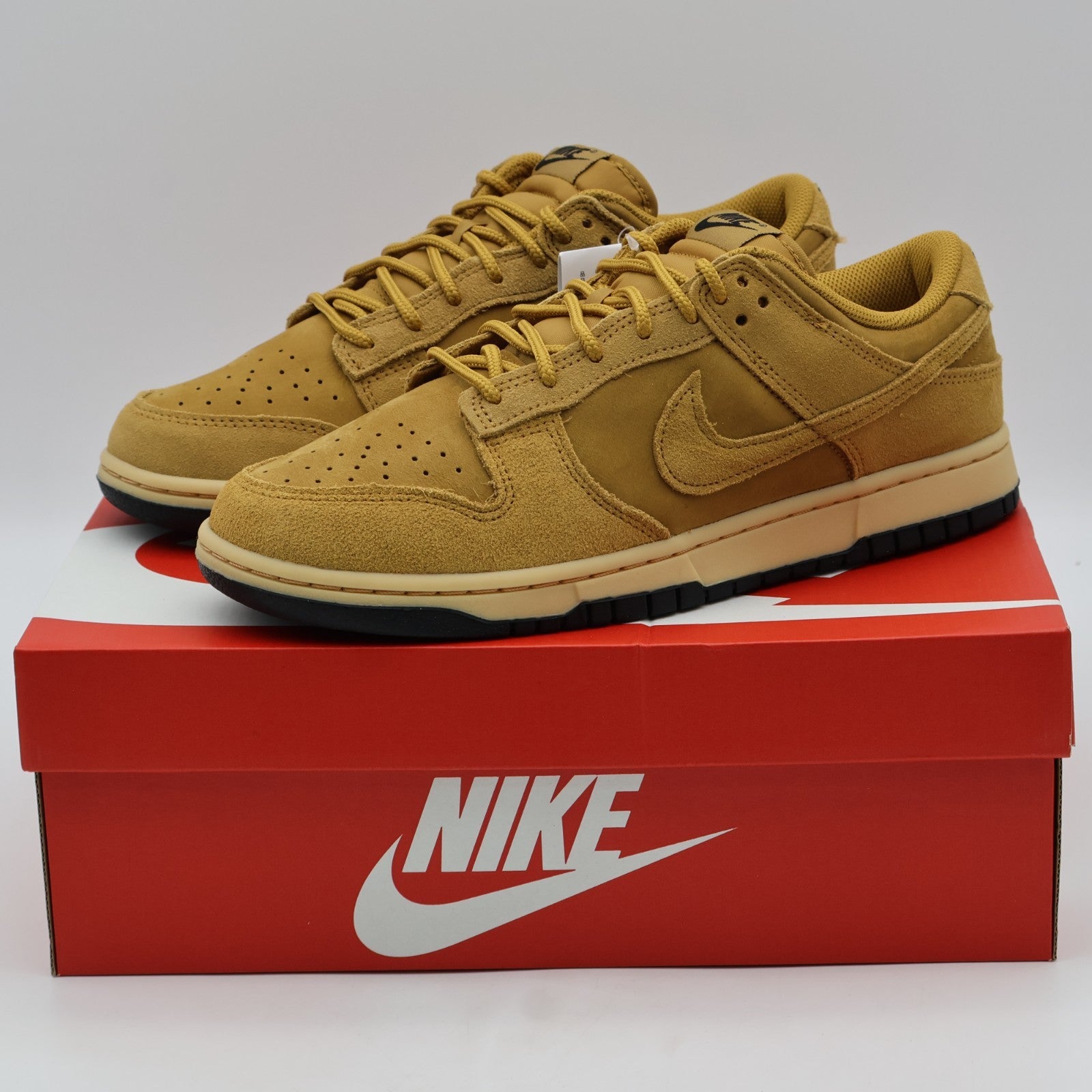 IB6651-700 Nike Dunk Low Retro SE Wheat (Men's)