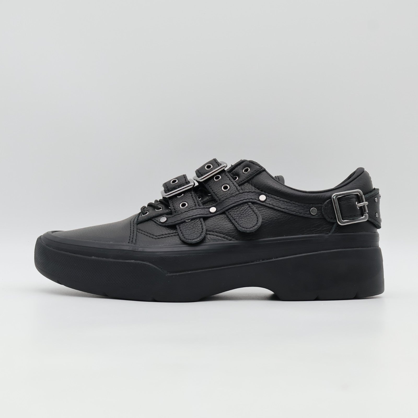 VN000EEDBLK Vans Premium Old Skool Buckle Black Efron Danzig (Men's)