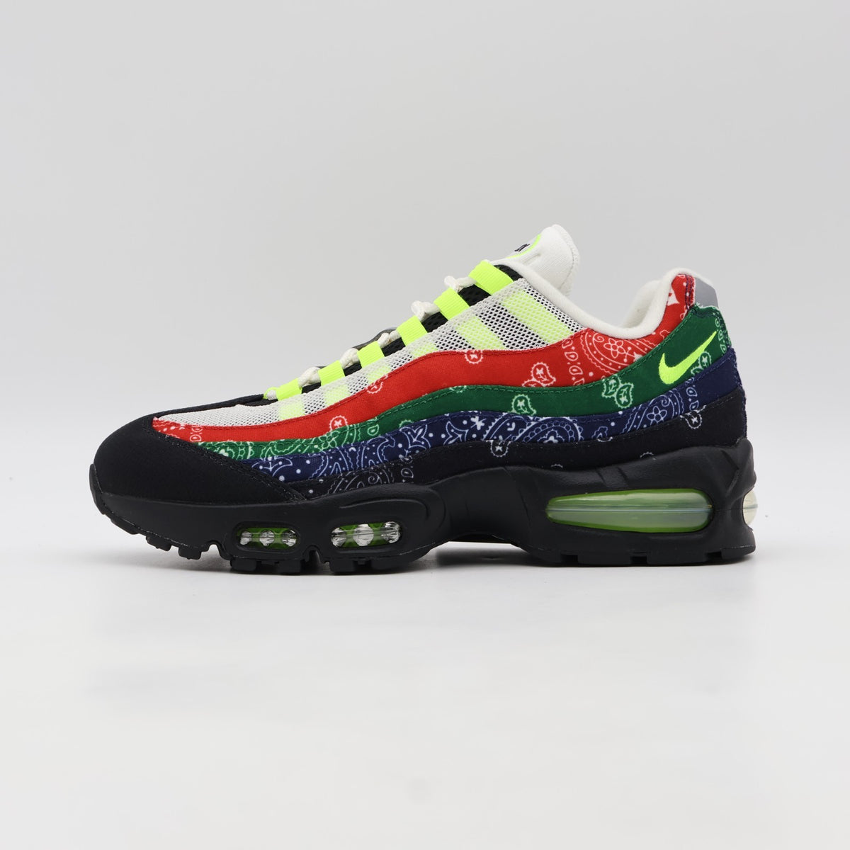 IQ0620-100 Nike Air Max 95 Big Bubble SP Paisley Bandana (Men's)