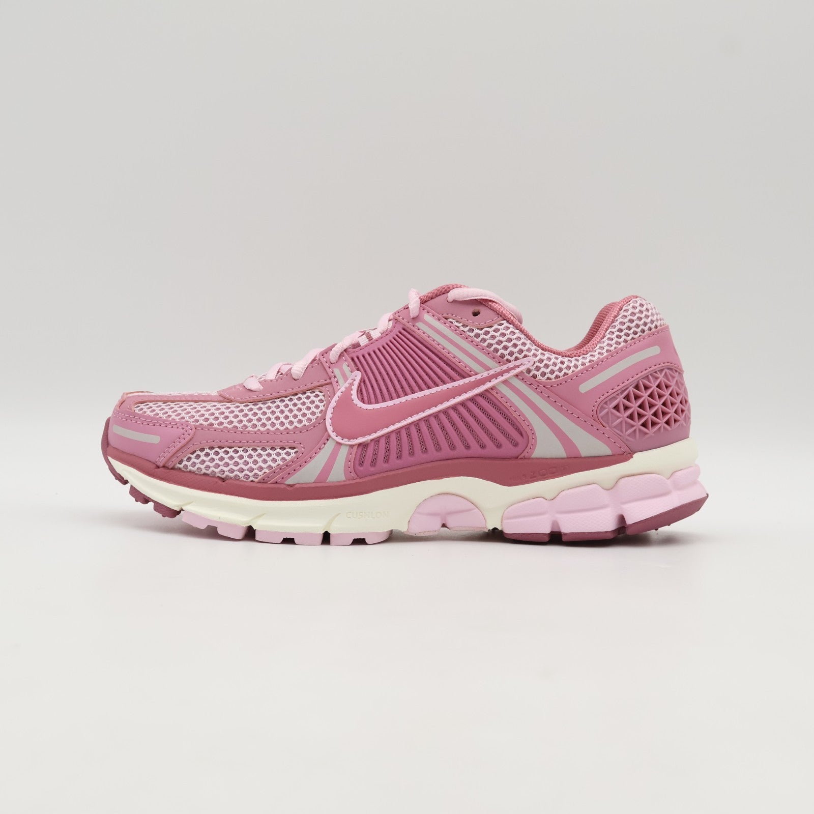 FJ2028-600 Nike Zoom Vomero 5 Elemental Pink Pink Foam Sail Desert (Women's)