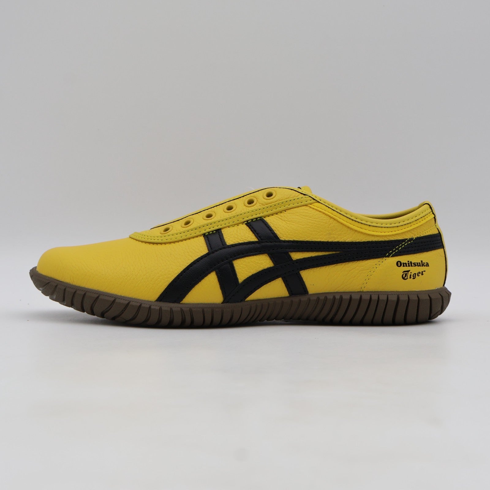 1183C529-750 Onitsuka Tiger Tsunahiki Slip On Sunflower Yellow Black (Men's)