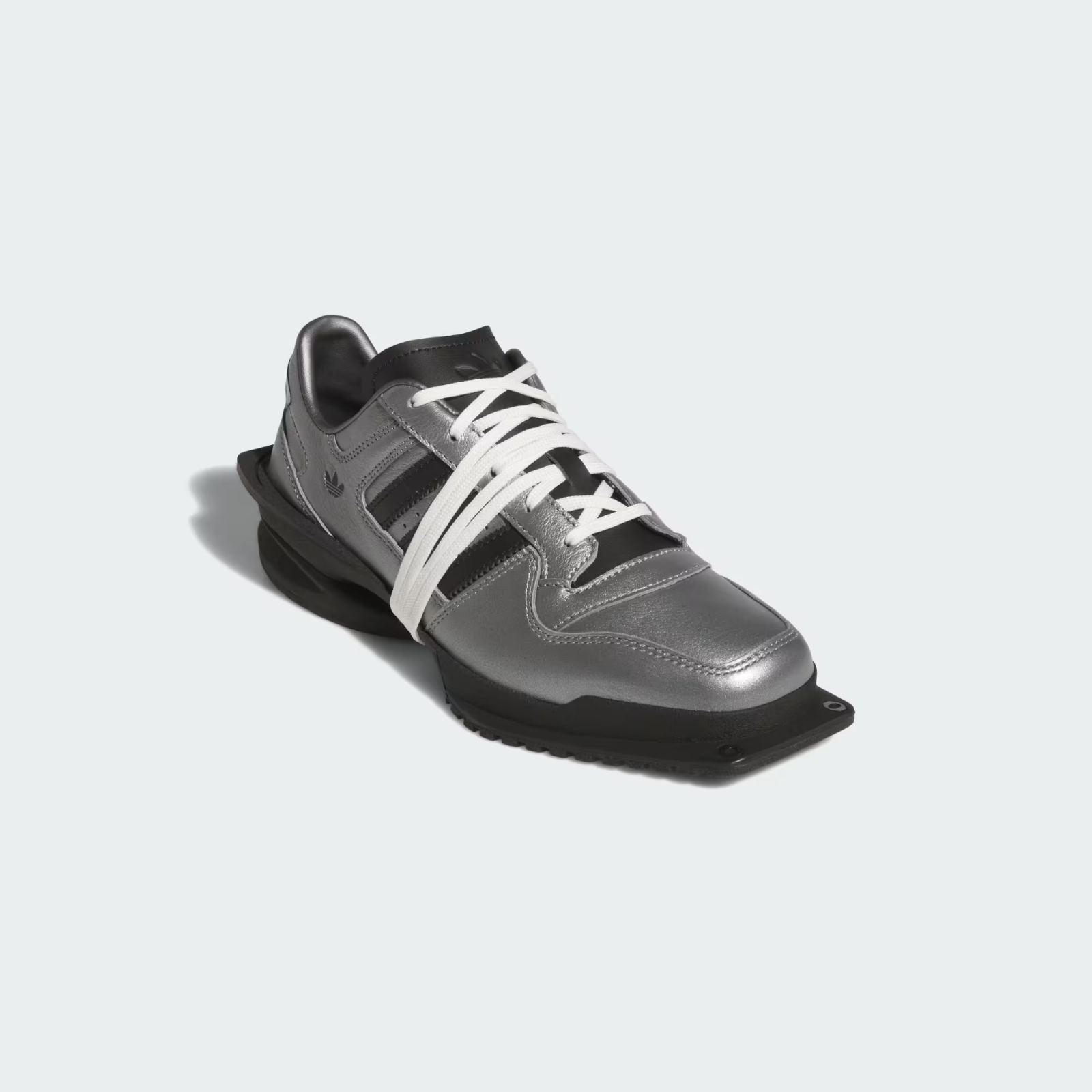 KK1596 adidas FORUM SQ "Metallic Silver/Core Black" (Women's)