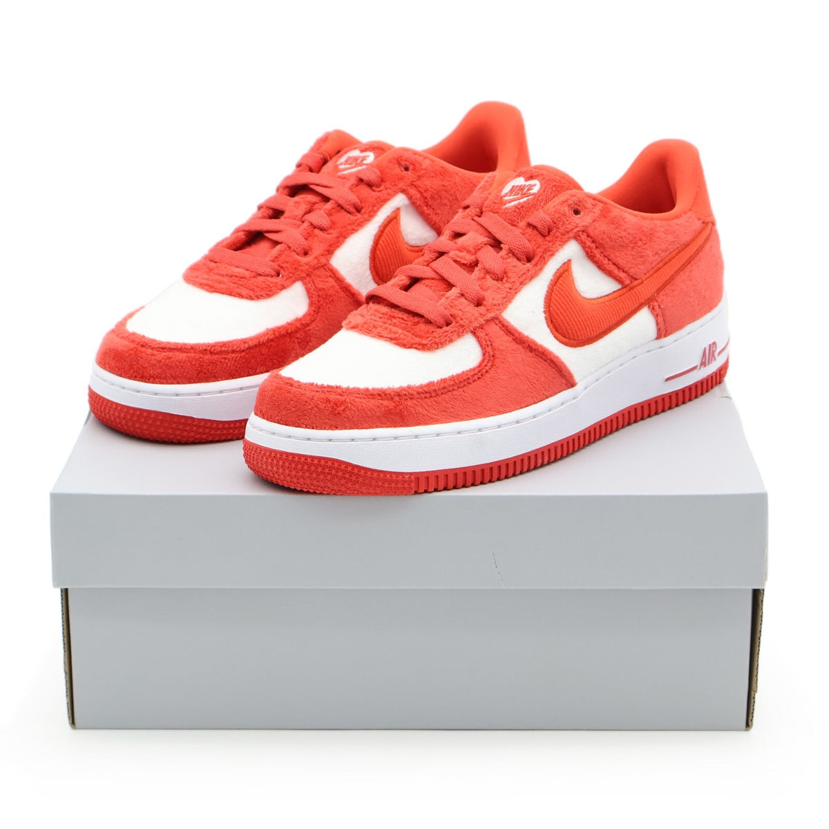 FZ3552-612 Nike GS Air Force 1 Low Valentineâs Day Pack Fire Red Light Crimson