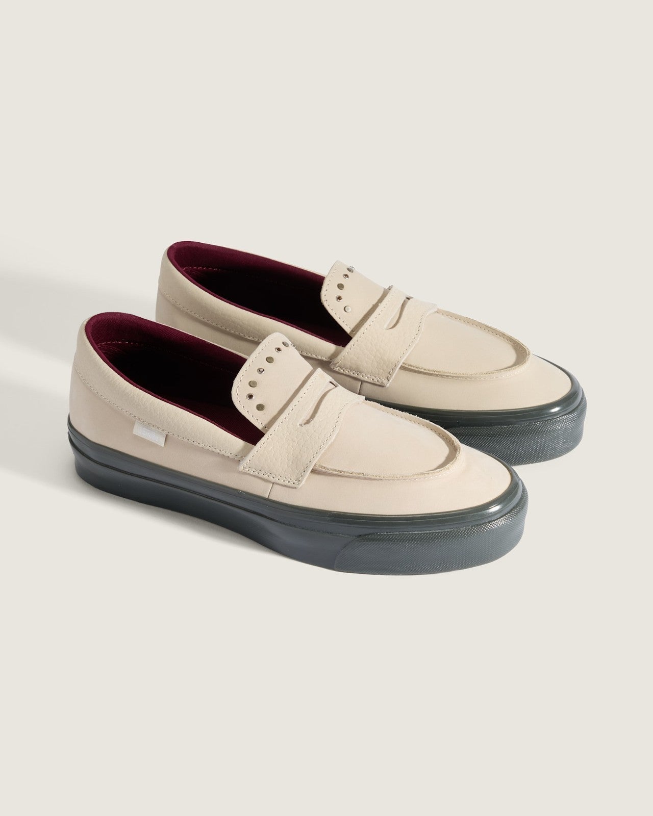 VN000VATDJR Vans Premium Loafer 53 Hardware "Turtledove"