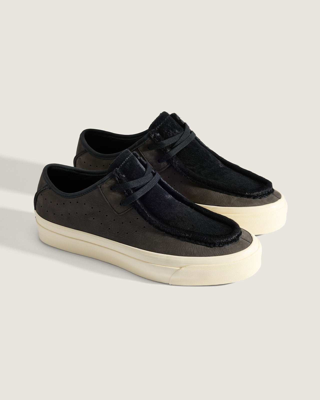 VN000Z3XGBA VN000Z3XGBA Vans Premium SF Moc Low Pony Hair Black (Men's)