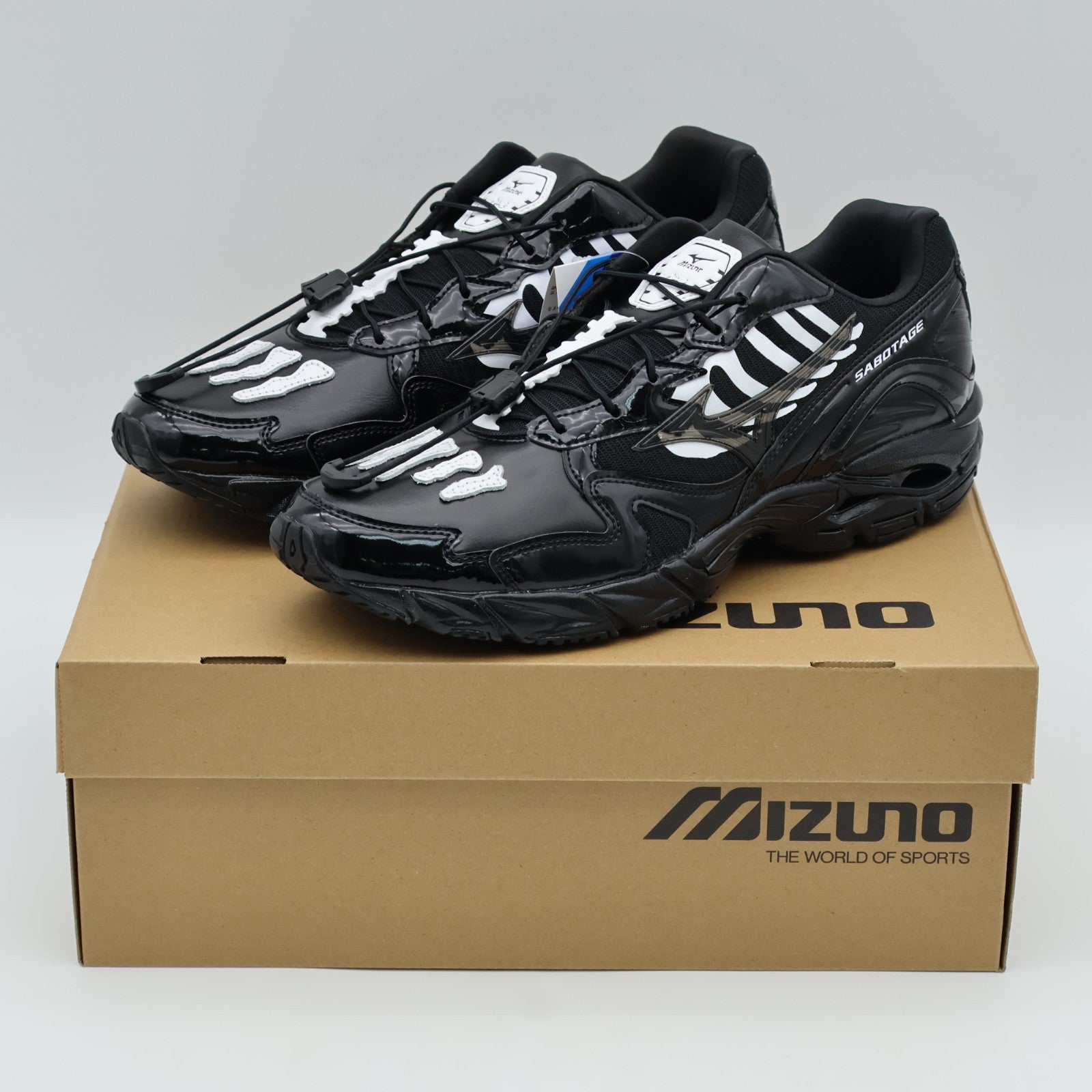 D1GD252601 SBTG Mizuno Wave Rider 10 Black Black White (Men's)