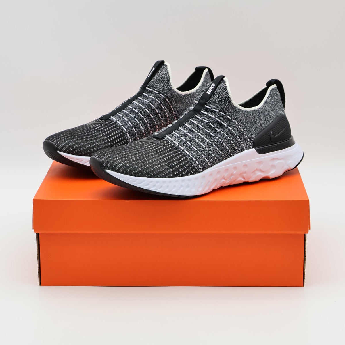 CJ0277-003 Nike REACT PHANTOM RUN FK 2 BLACK WHITE (Men's)