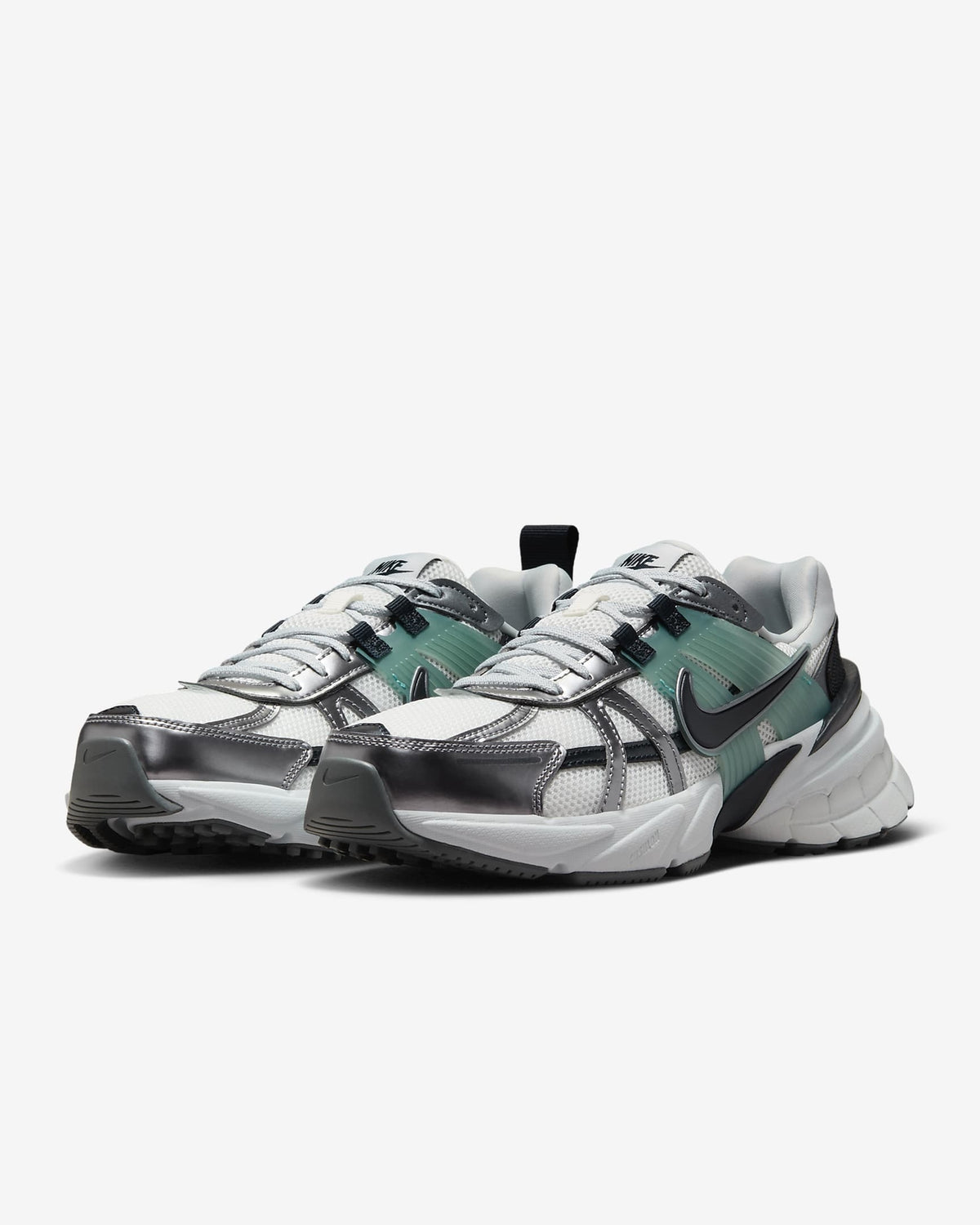 HQ3484-121 Nike Women's V2K Run Summit White Metallic Cool Gray Pure (Women's)