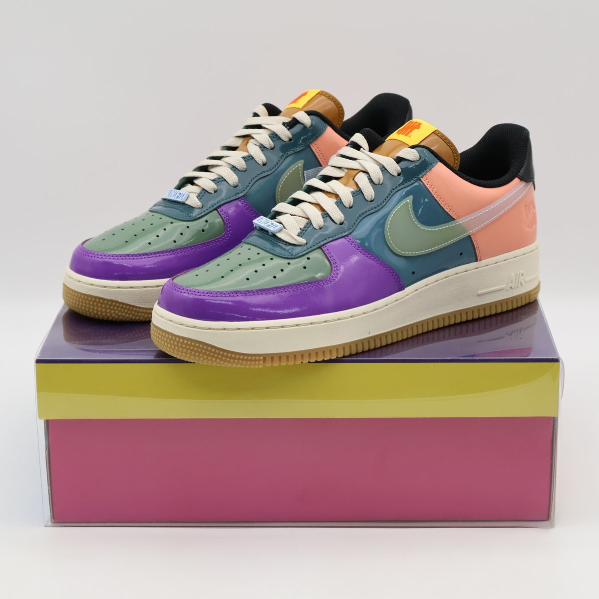 DV5255-500 Nike Air Force 1 Low SP Undefeated Multi-Patent Wild Berry