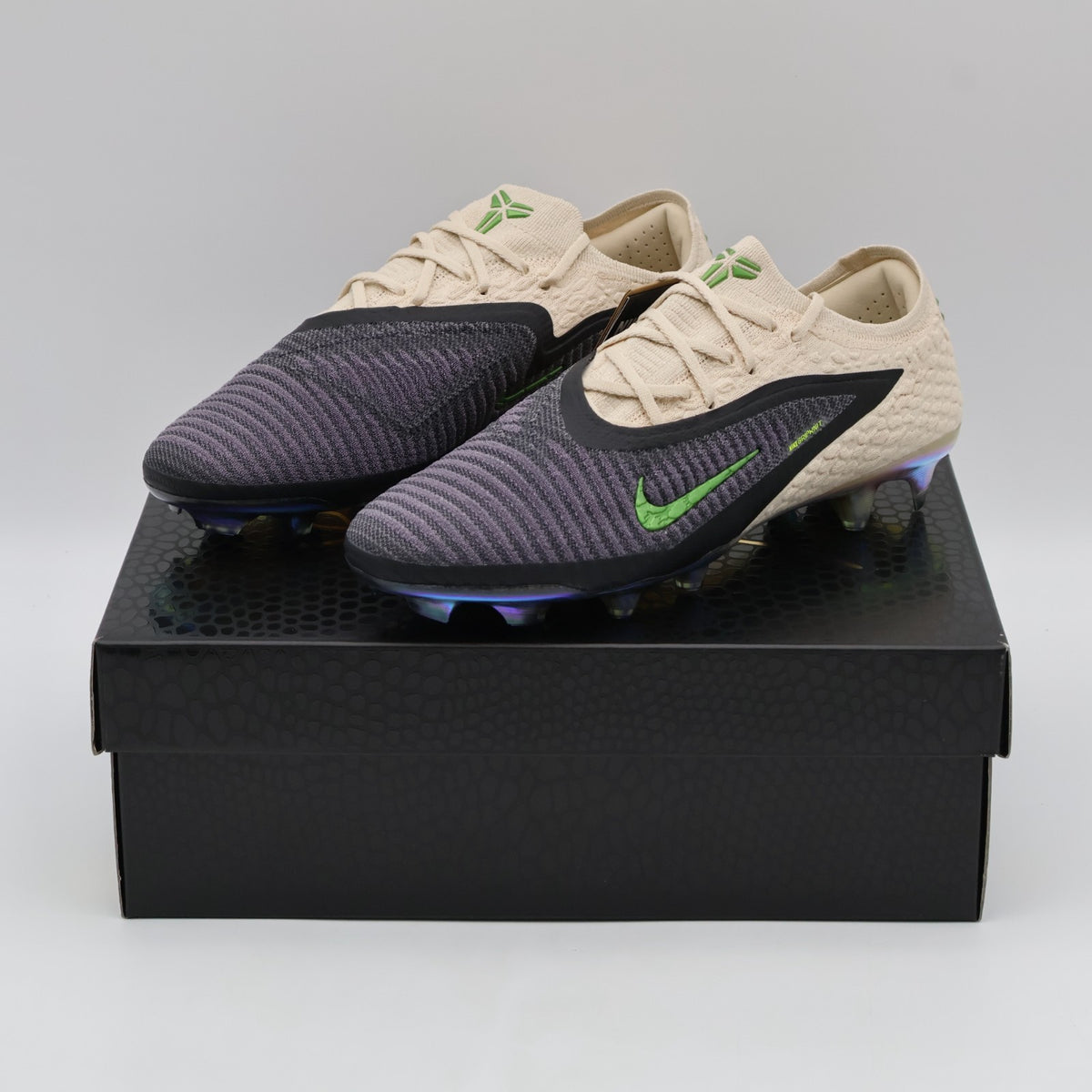IF4392-001 Kobe Bryant à Nike Phantom 6 Low Elite Phantom Black (Men's)