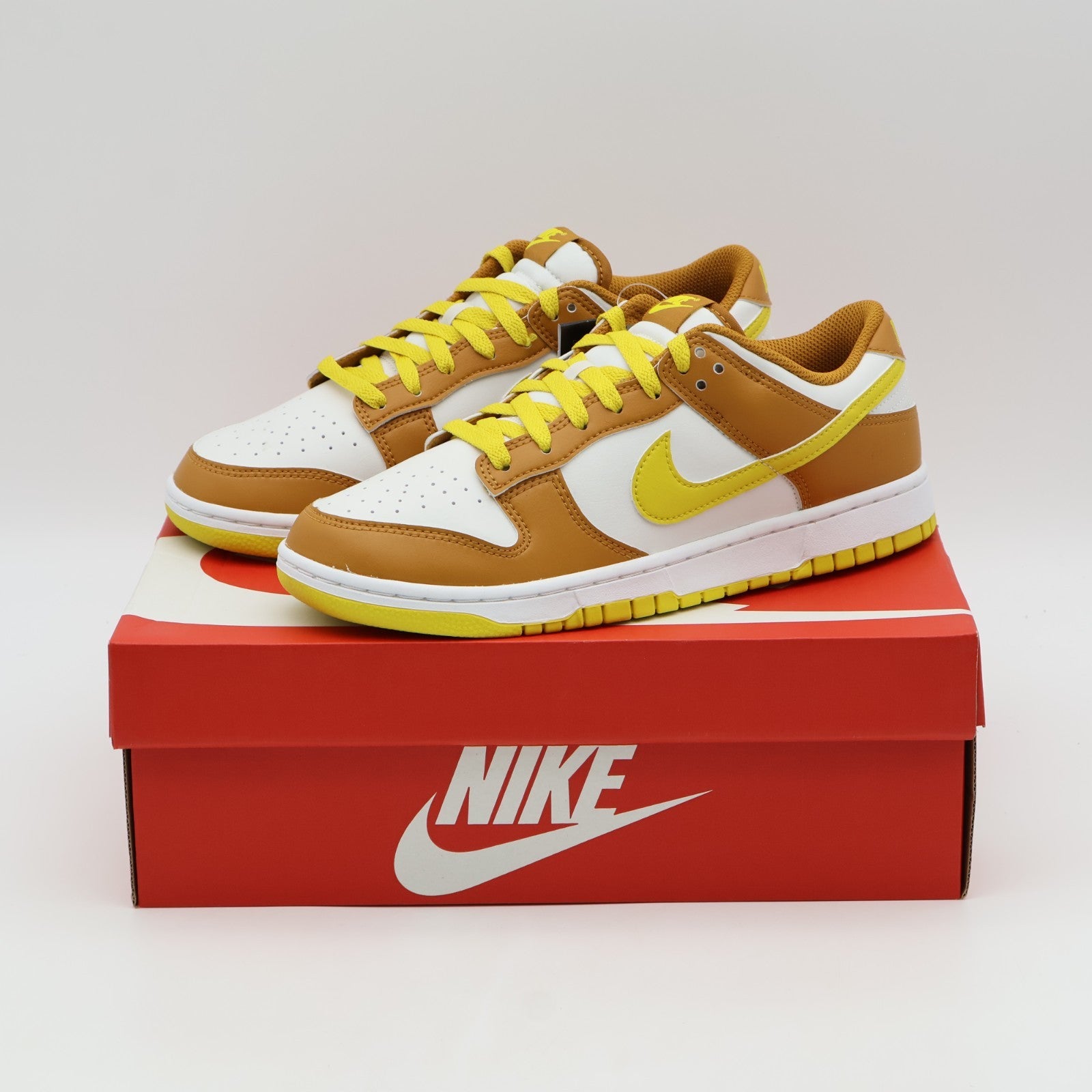 HF5441-113 Nike Dunk Low Retro Summit White Desert Ochre White (Men's)
