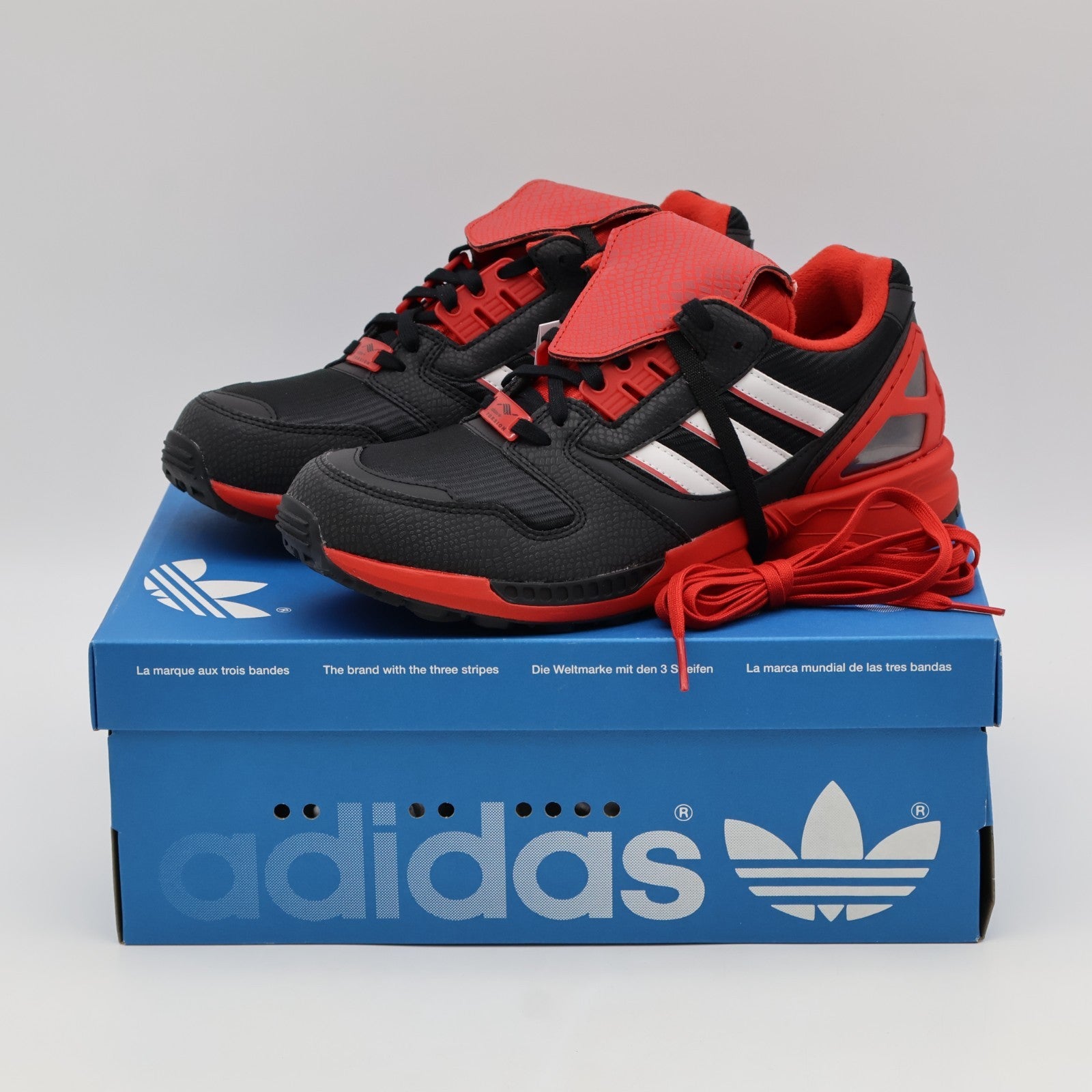 KJ8784 atmos à adidas ZX 8000 G-SNK 12 "Predator" (Men's)