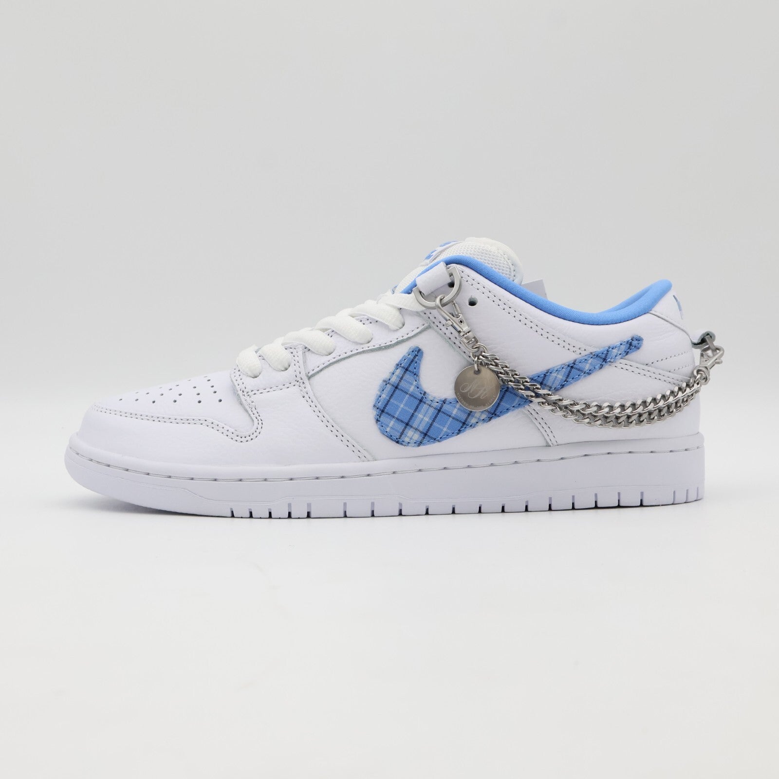 FZ8802-100 Nicole Hause Nike SB Dunk Low Pro Victory of The People (Men's)