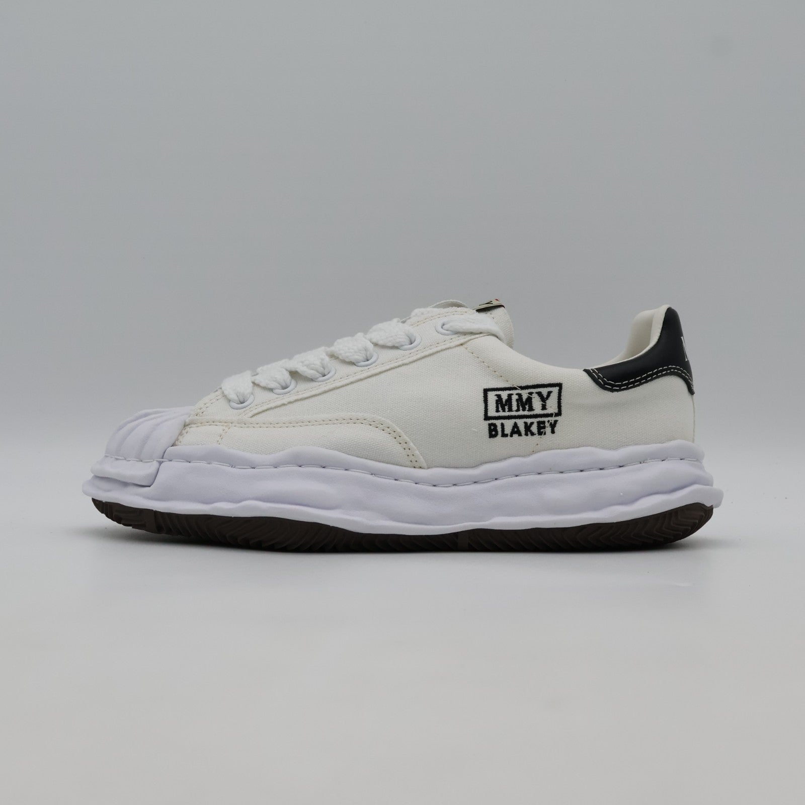 A08FW735-white Maison MIHARA YASUHIRO BLAKEY Original Sole Canvas Low (Men's)