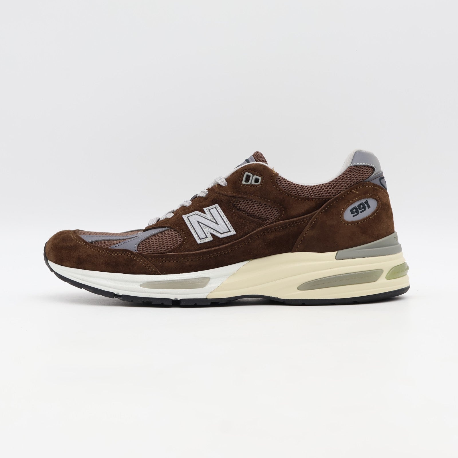 U991BR2 New Balance 991V2 Pinecone (Men's)