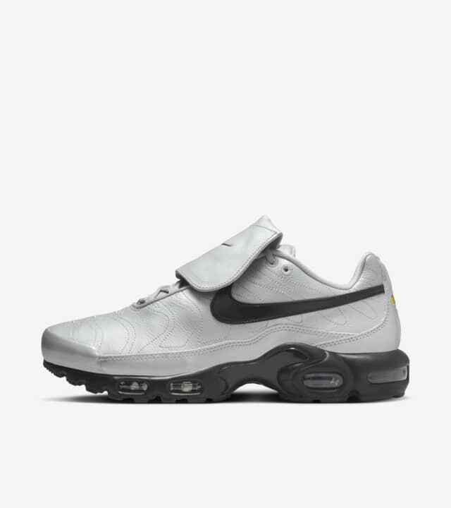 HM6850-001 Nike Air Max Plus Tiempo Wolf Grey and Black (Men's)