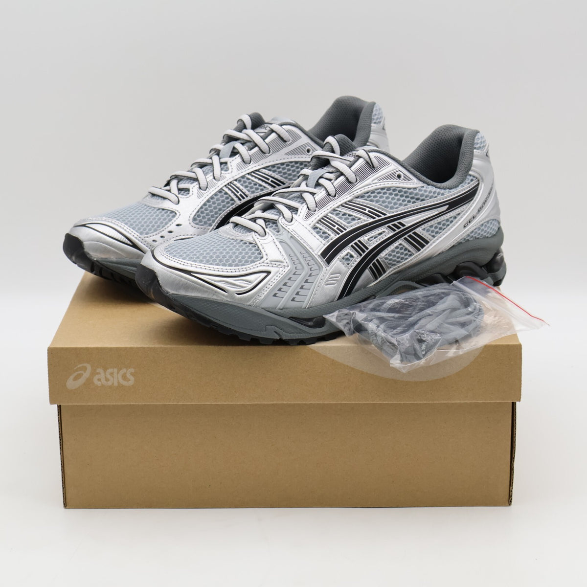 1203A706-020 URBAN RESEARCH Exclusive Asics Gel-Kayano 14 Pure Silver (Men's)