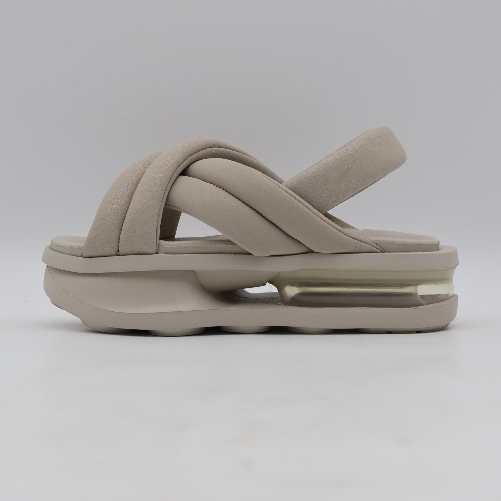 IH2052-299 Nike Women's Air Max Isla Cream 2 (Women's)