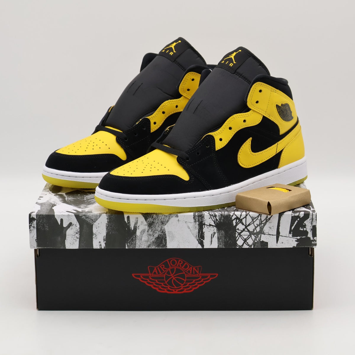 HJ6654-071 Nike Air Jordan Mid Black Varsity Yellow (Men's)