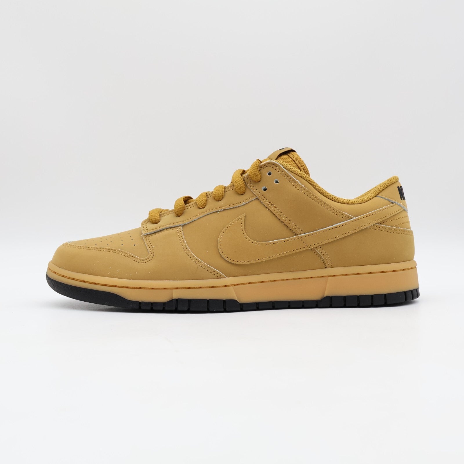 HQ1932-700 Nike Dunk Low Retro SE Wheat Gum Yellow Black (Men's)