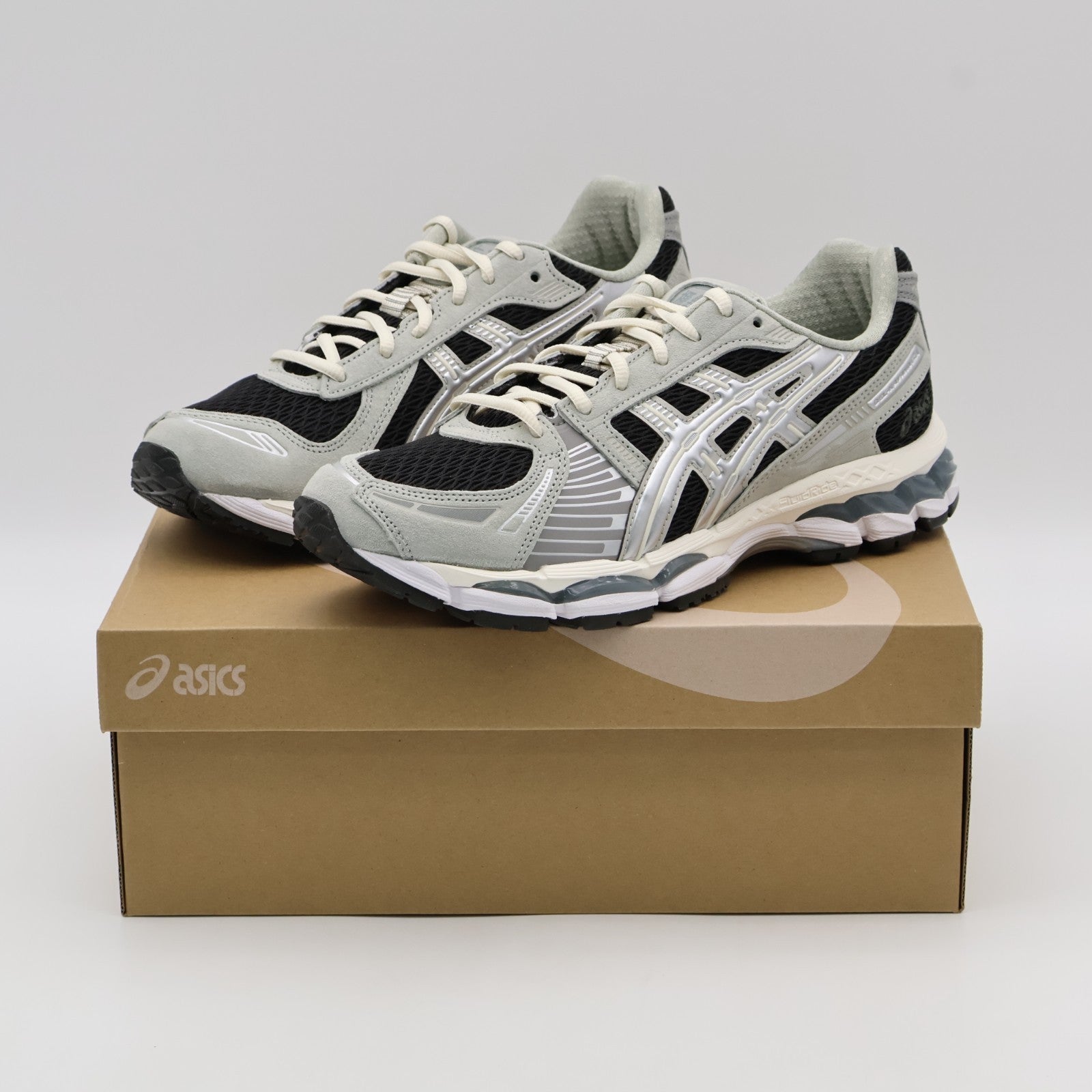 1203A846-020 KITH Ronnie Fieg à Asics Gel-Kayano 12.1 Peat Cream Black (Men's)