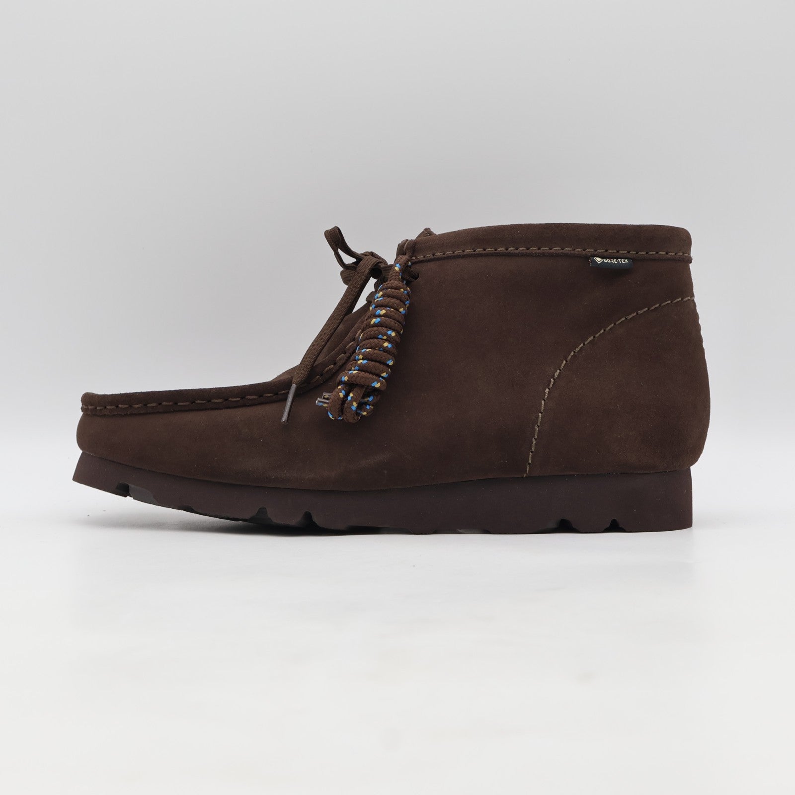 26183075 Clarks Wallabee Boot GORE-TEX Dark Brown Suede (Men's)