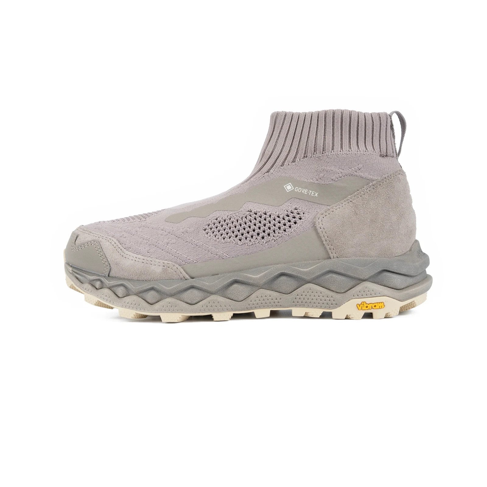 D1GD261501 nonnative Mizuno Wave Mujin LS Mid GORE-TEX"Light Grey (Men's)
