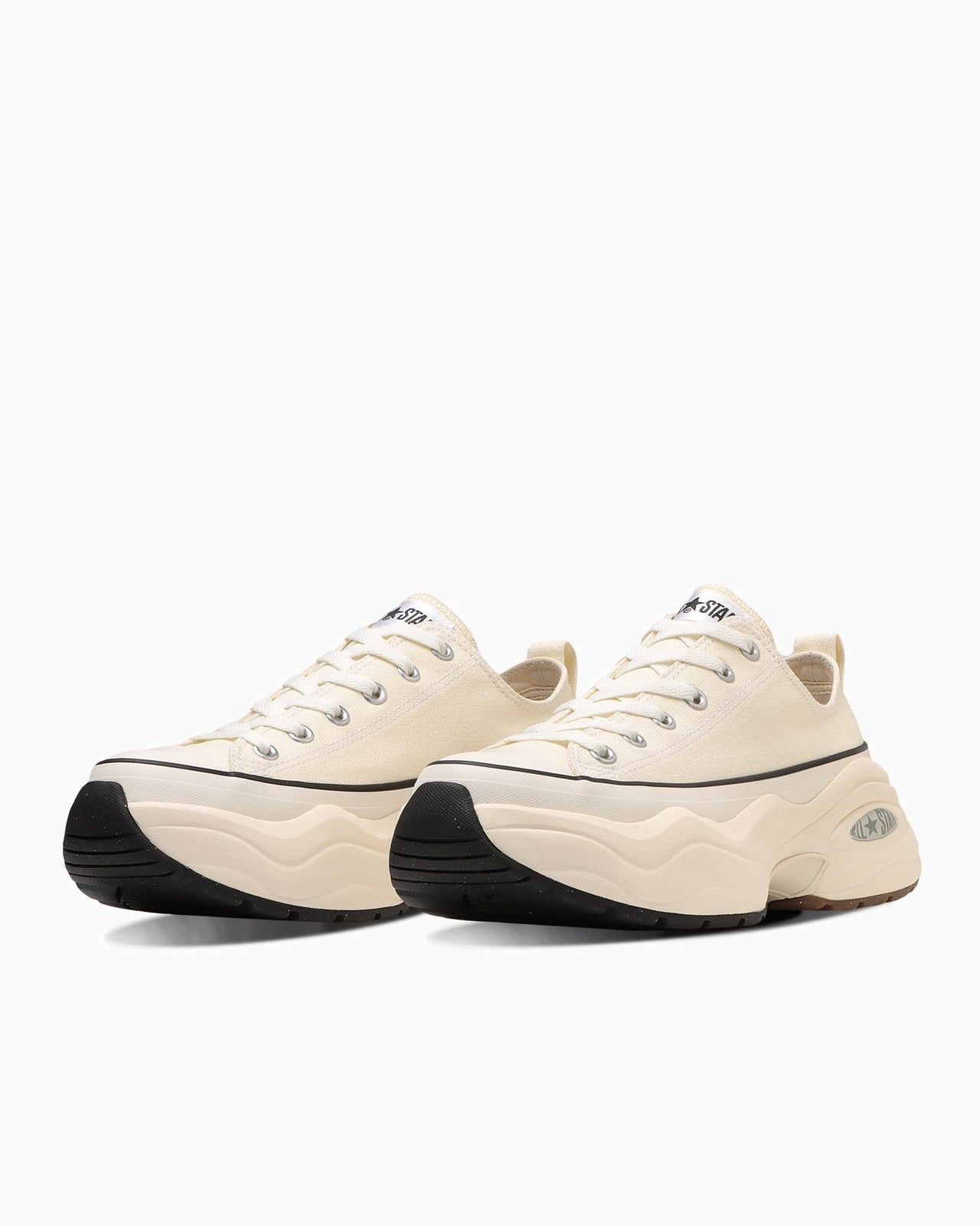 31312412 Converse All Star Surgetrainer OX Off White (Men's)