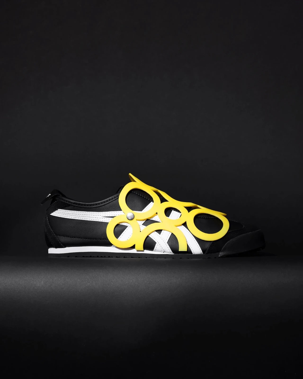 SNDN-SNKR-10703 COMME des GARCONS Ã Onitsuka Tiger Mexico 66 3D Modeling (Men's)