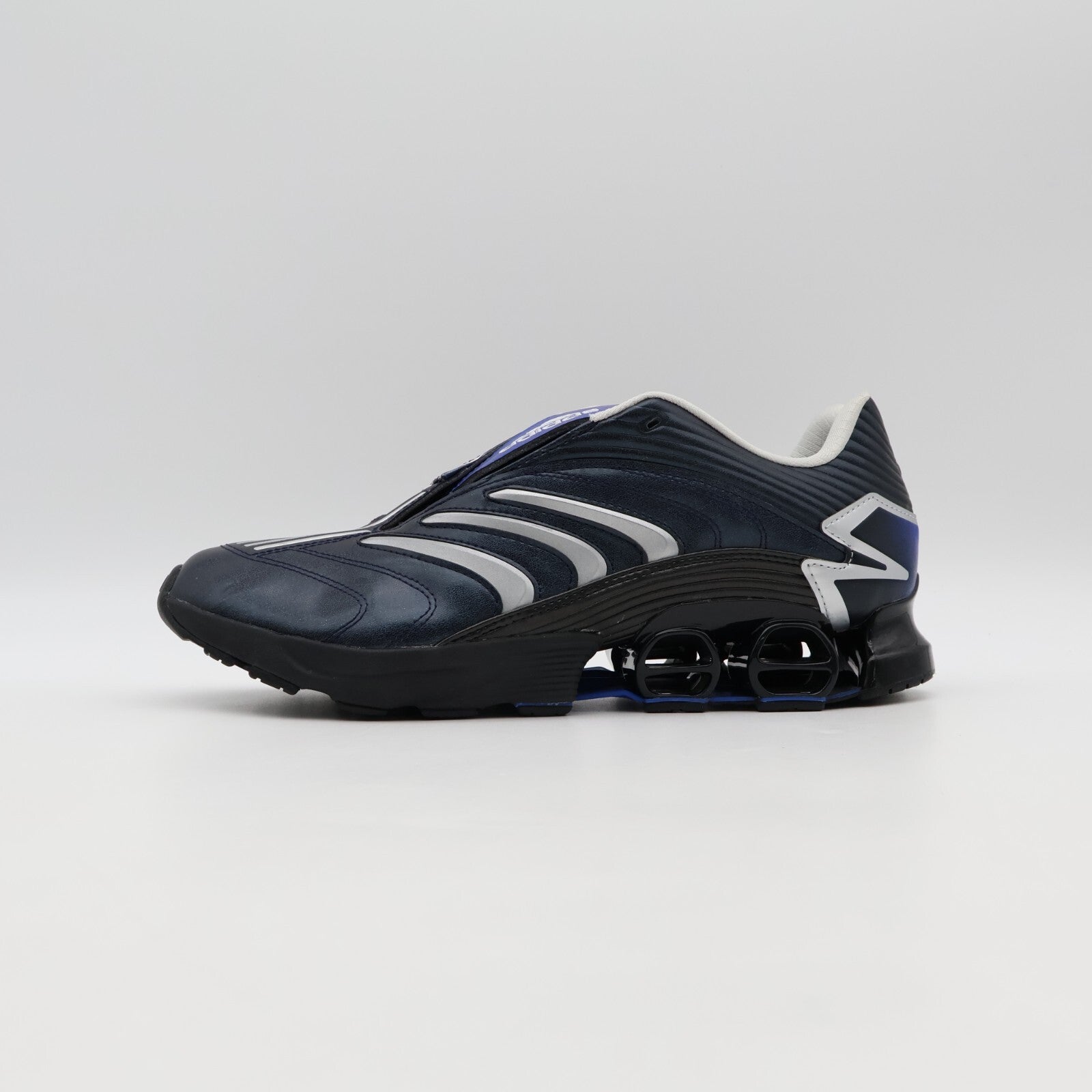 JQ2579 atmos à adidas Predator Megaride Silver Metallic Core Black (Men's)