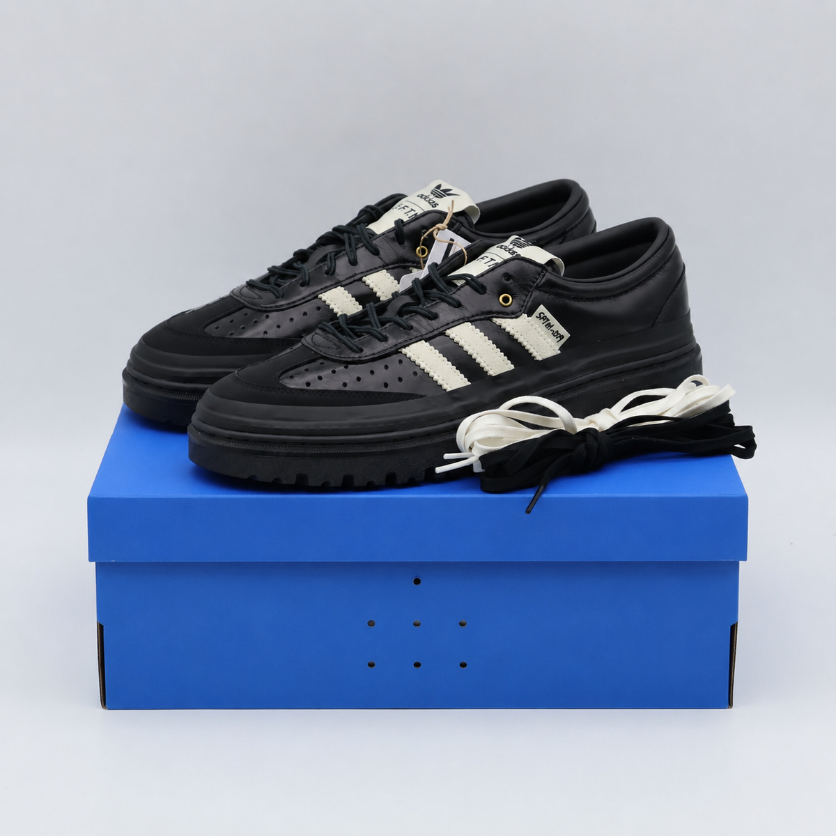 KI4761 Song For The Mute adidas Samba LX Black White (Men's)