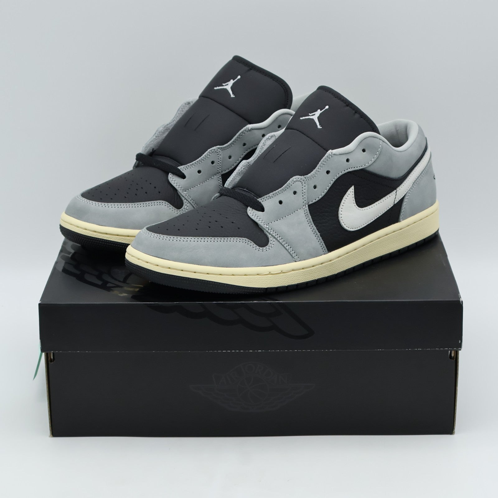 HQ2010-012 Nike Air Jordan 1 Low OG Light Smoke Grey Off Noir (Men's)