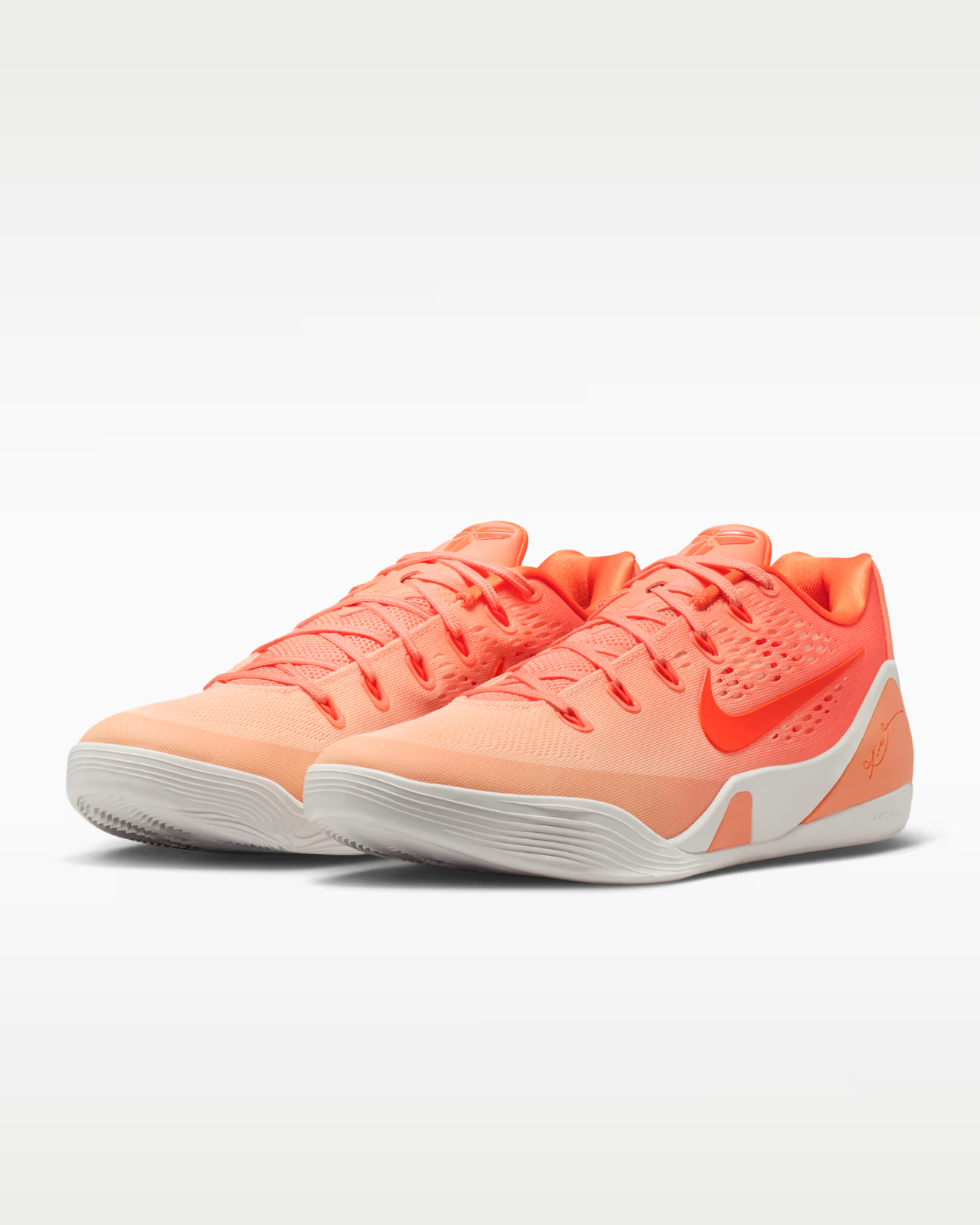 IM6119-800 Nike Kobe 9 Elite Low EM Protro "WNBA" (Men's)