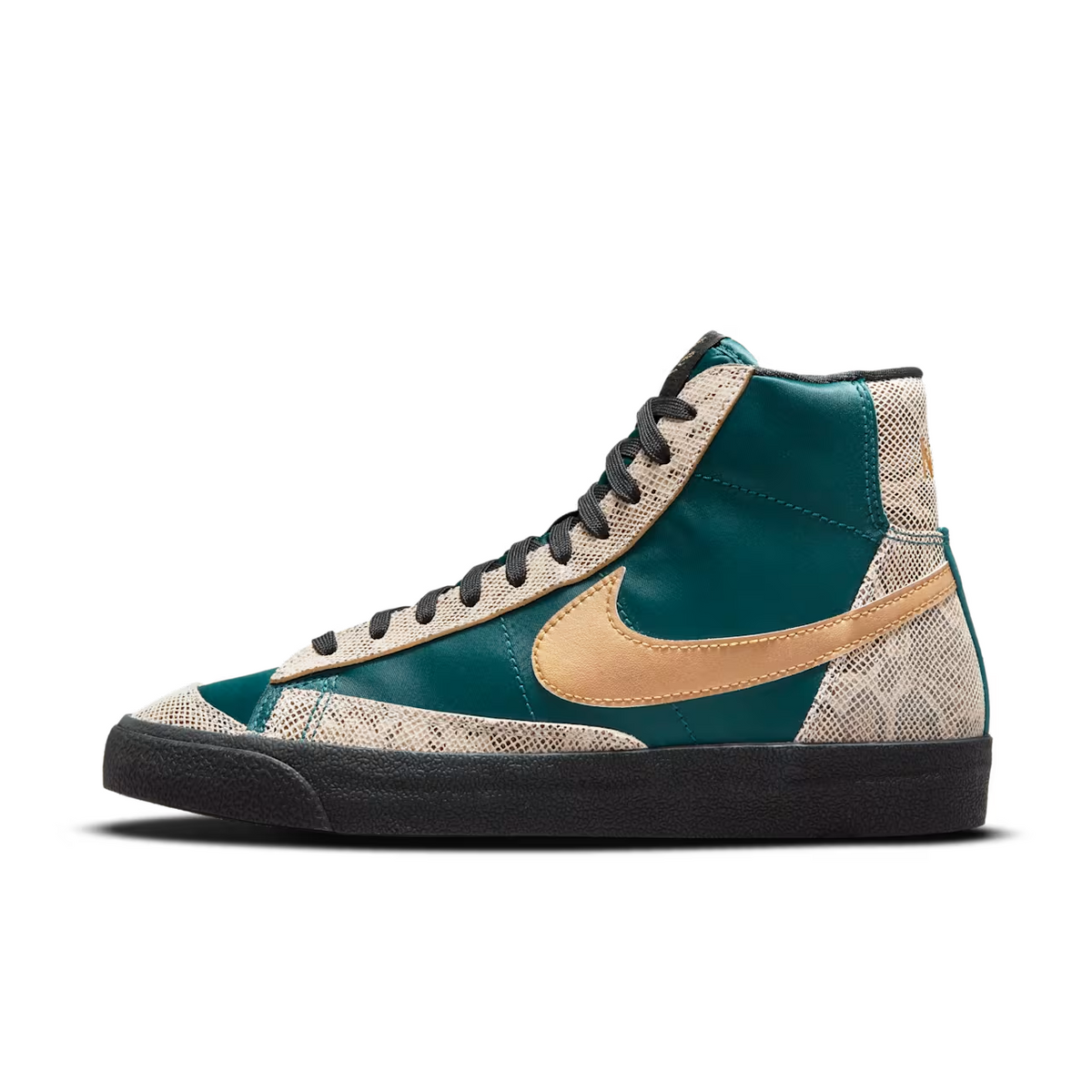 DM6176-393 Nike Blazer mid Lucha Libre (Women's)