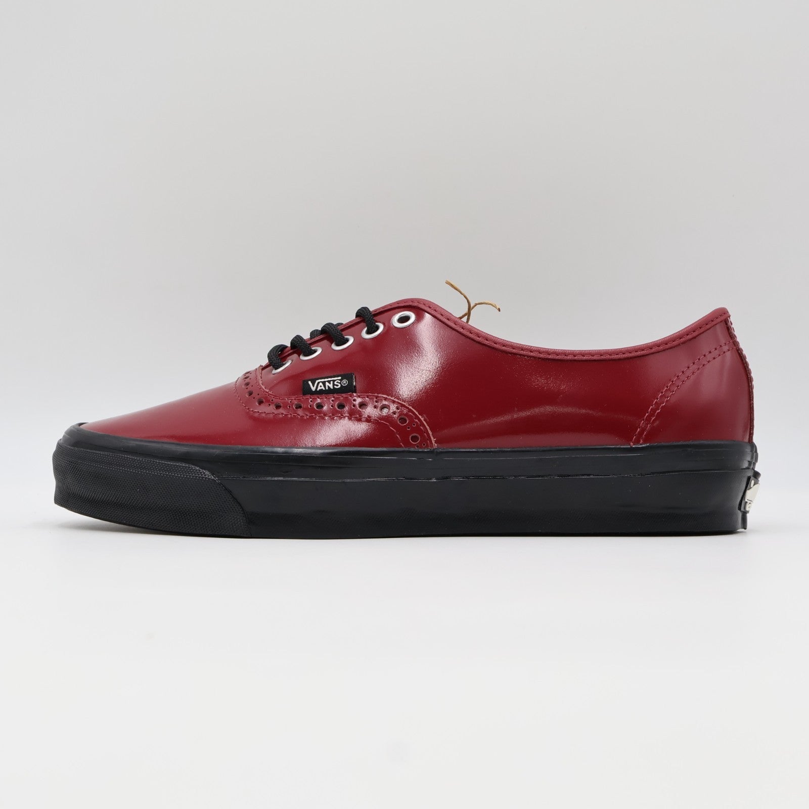VN000V33F0G Vans OTW AUTHENTIC 44 SIPED VIBRAM GLOSS LEATHER BROGUE (Men's)
