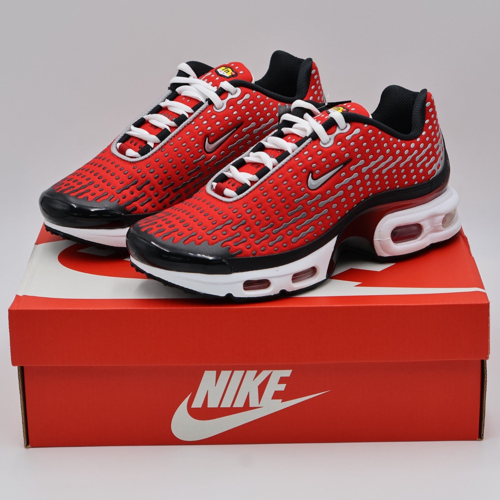 HQ2197-600 Nike Air Max Plus 7 University Red (Men's)