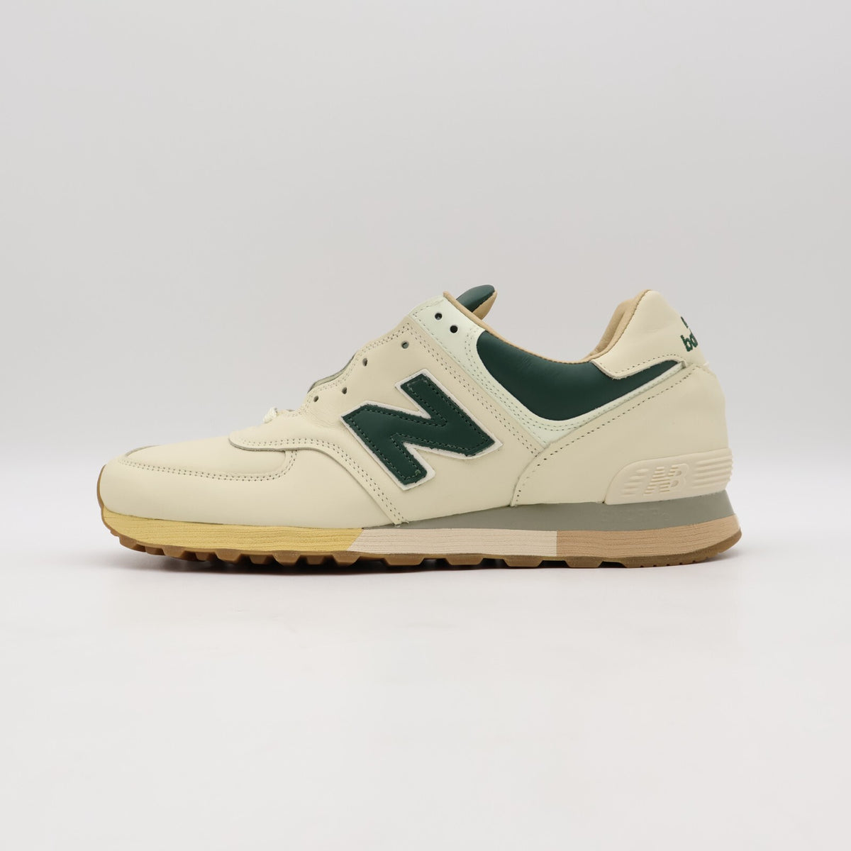 OU576AME the Apartment New Balance 576 Off White Evergreen Sail Ivory (Men's)
