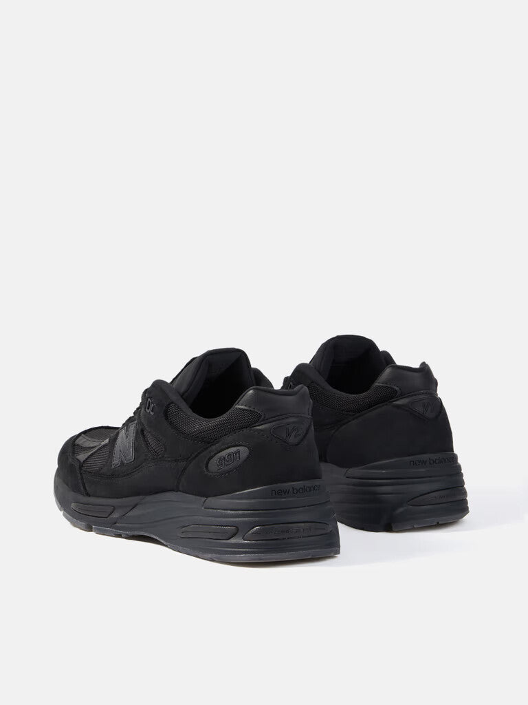 U991SK2 Stone Island New Balance 991V2 Ghost Black (Men's)