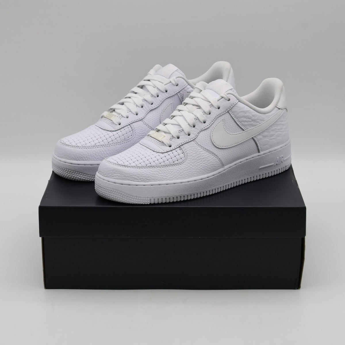 HF2893-100 Nike Air Force 1 '07 LX 3X Celebration (Men's)