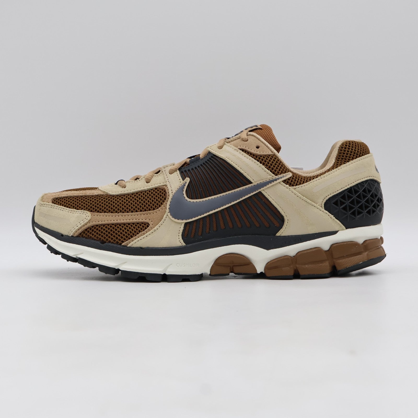 HF1553-202 Nike Zoom Vomero 5 Light British Tan British Khaki (Men's)